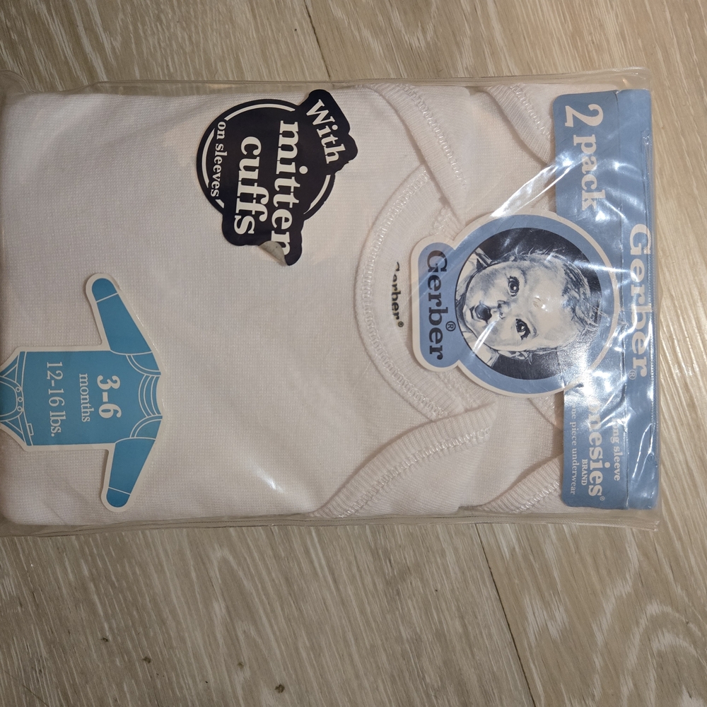Gerber Baby Onesies 2-Pack